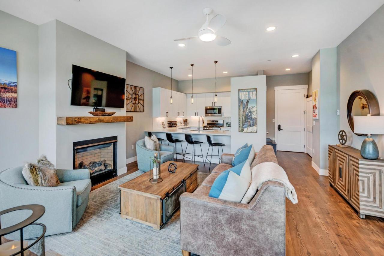 Luxury Loft Retreat: Hot Tub, Views & Activity Perks Villa Winter Park Exterior photo